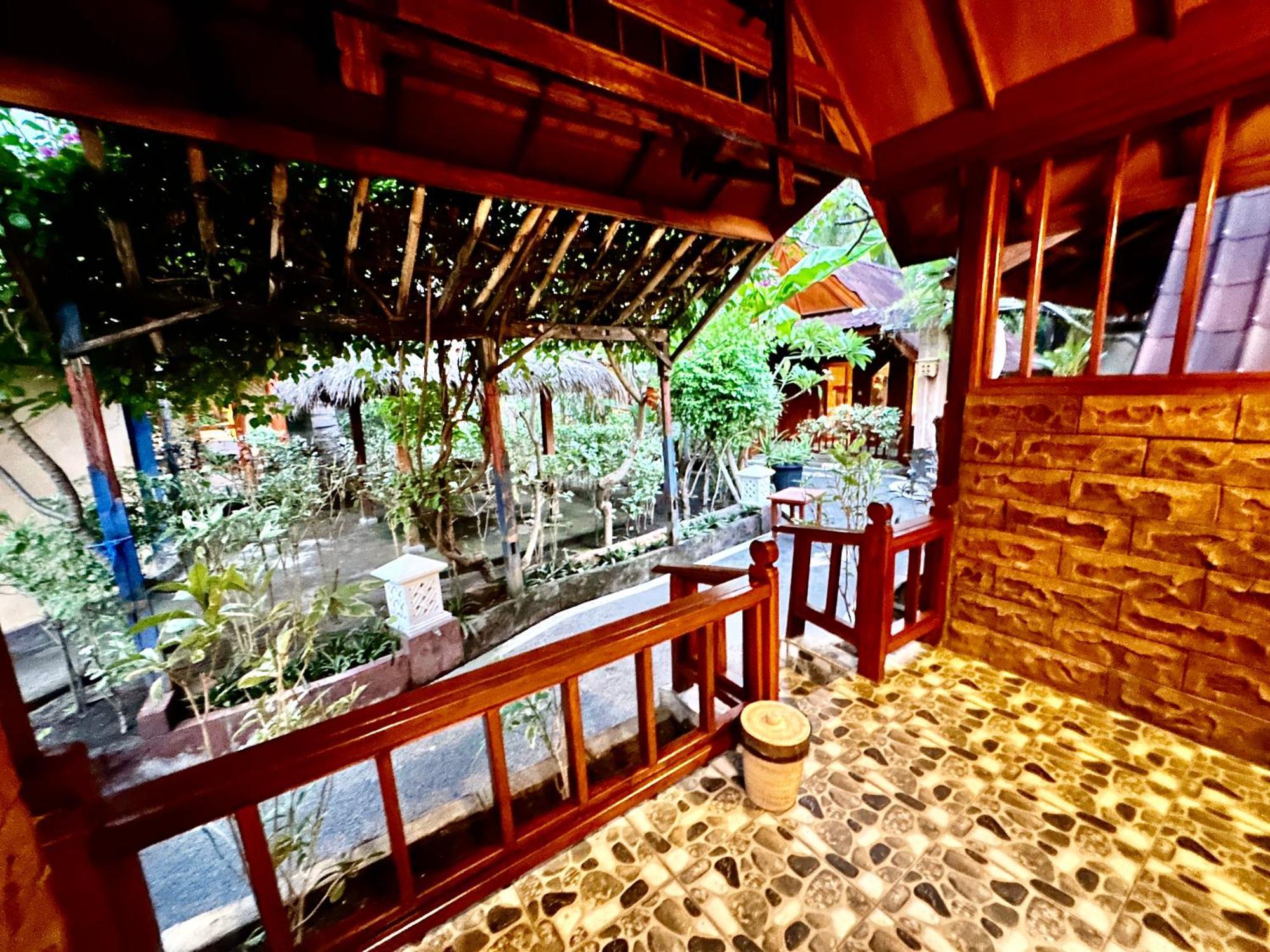 Sunny Rose Bungalows Gili Air - Adults Only Εξωτερικό φωτογραφία